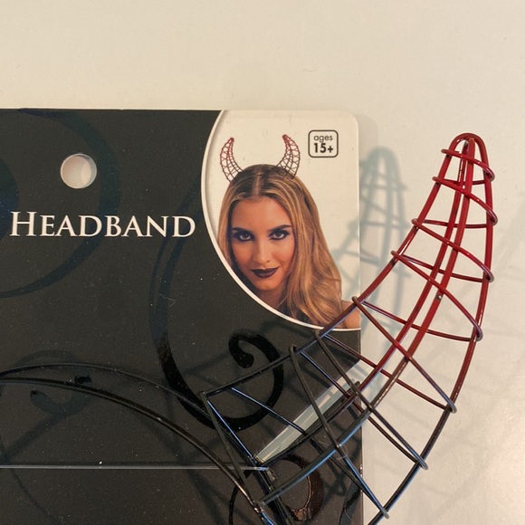 Spirit Halloween Devil Headband NWT - Picture 2 of 4